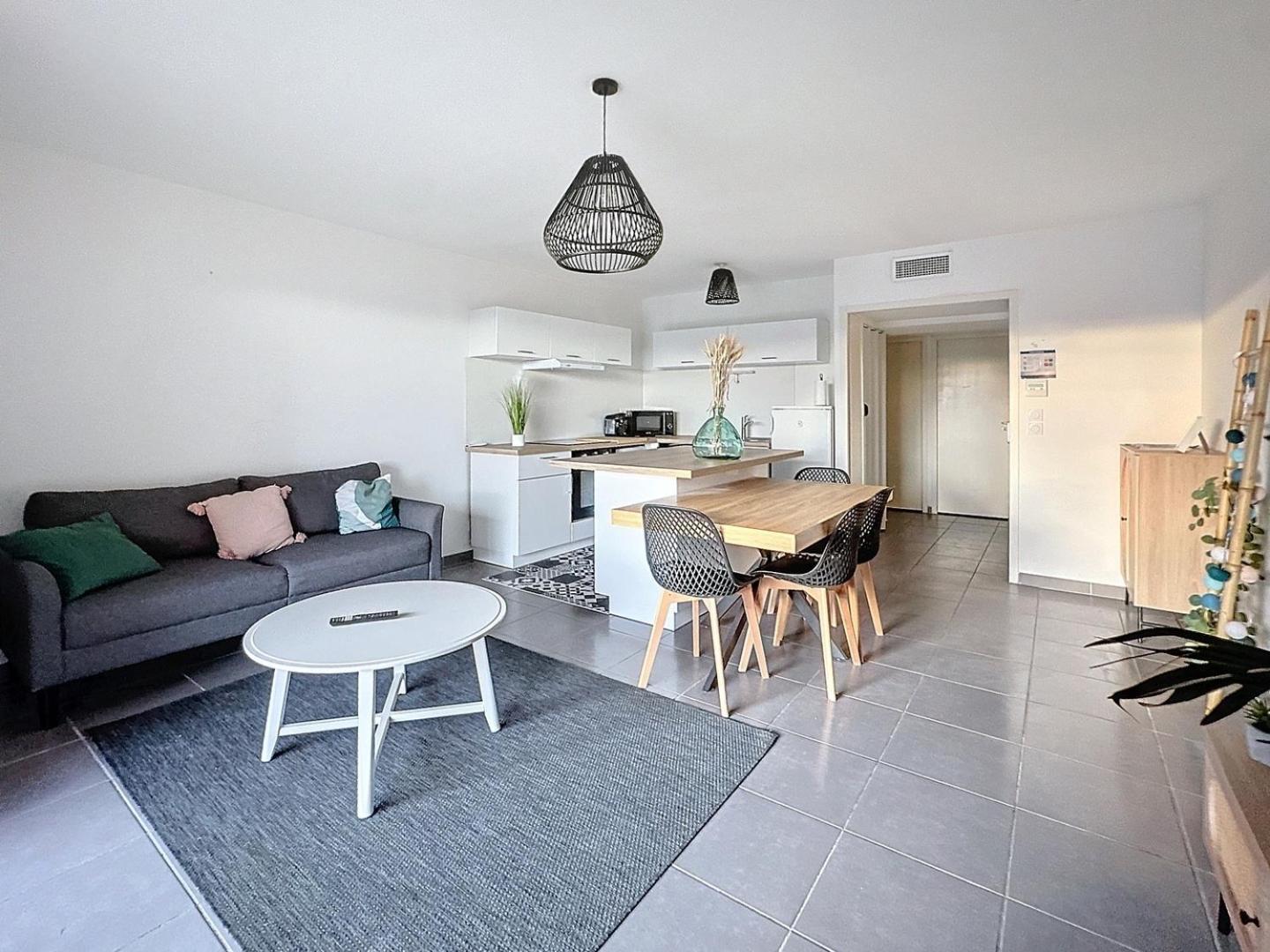 App Le Golf T3 Terrasse Wifi Pkg Apartment Beziers Bagian luar foto